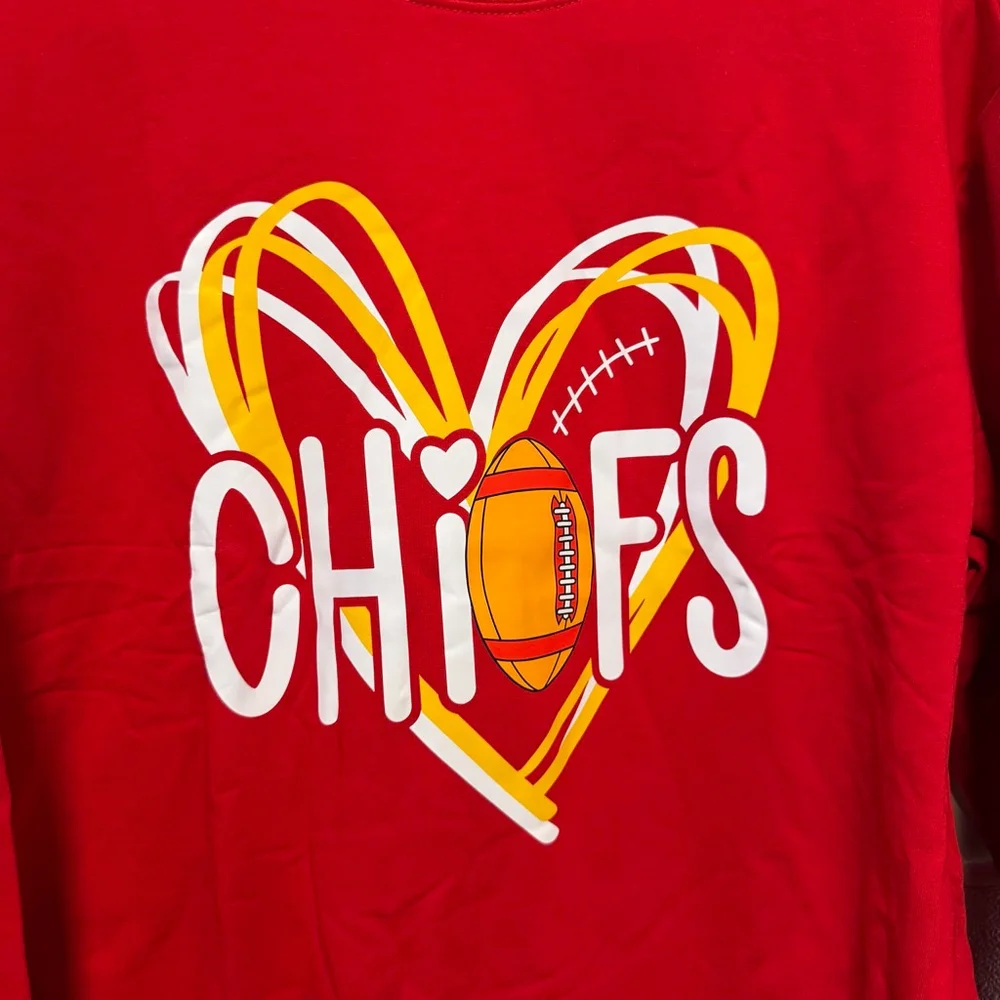 Chiefs Football Women's Red & Yellow Pullover Sweatshirt Large Girly NEW NWOT - Picture 2 of 11